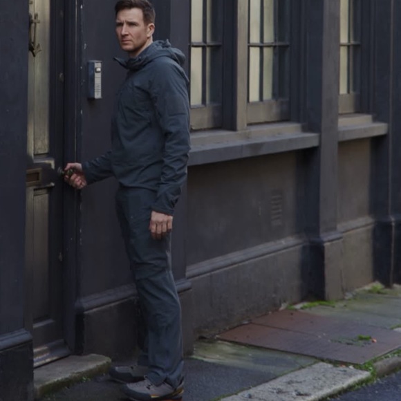 MONTANE • Black Shadow Tactical Alpine Stretch Jacket - Picture 2 of 4